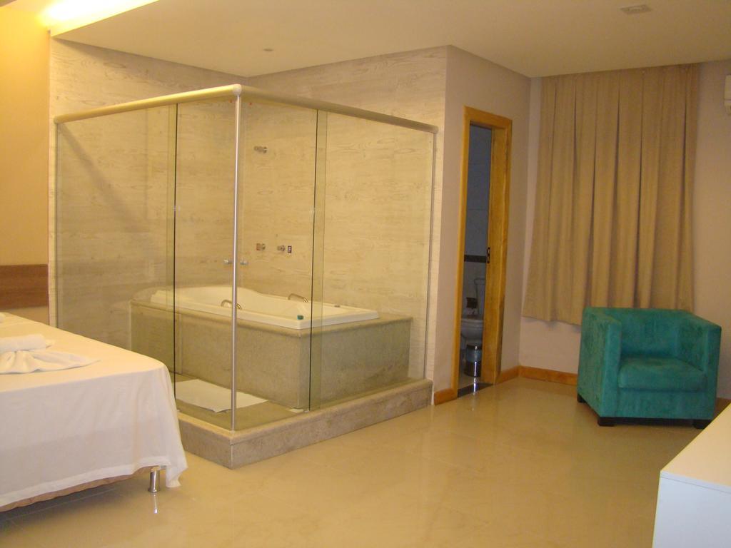 Hotel Paraiso Das Aguas Тукану Екстер'єр фото